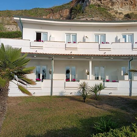Borgo Di Riaci Beach Resort Santa Domenica  Exterior photo